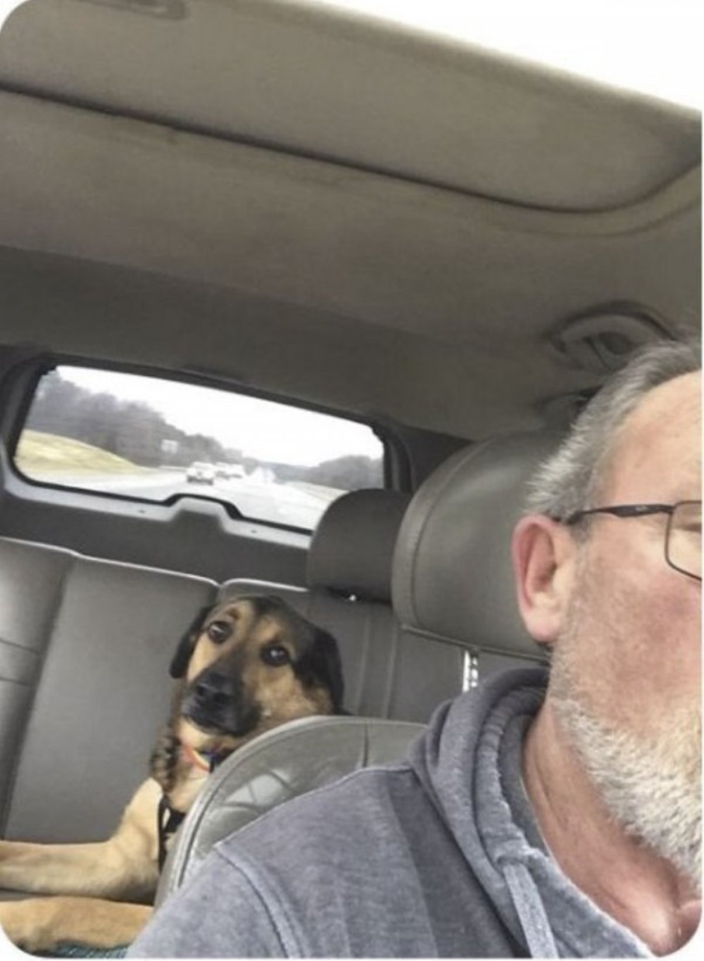 Když táta hlídá aneb dejte prosím mému otci vnouče